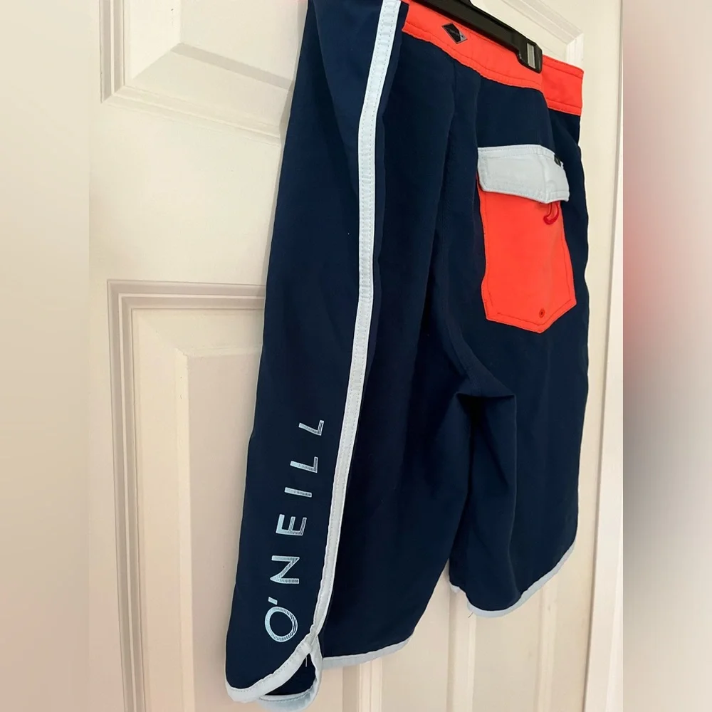 Men’s O’Neill Hyperfreak swim shorts, size 32 blue/orange/white summer surf